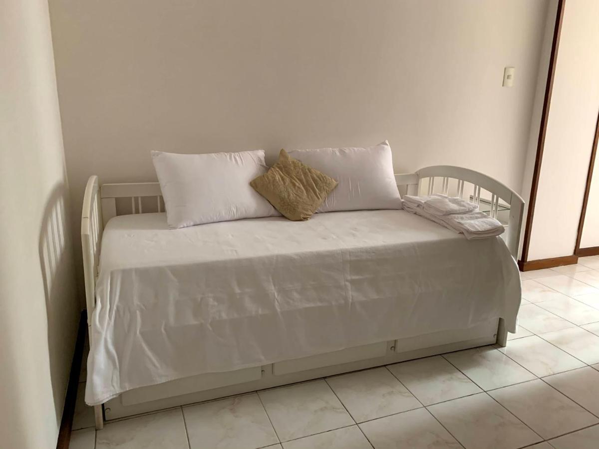 Apartamento Copacabana Perto Da Praia, Metro, Comercio E Wi-Fi Rapido! Рио-де-Жанейро Экстерьер фото